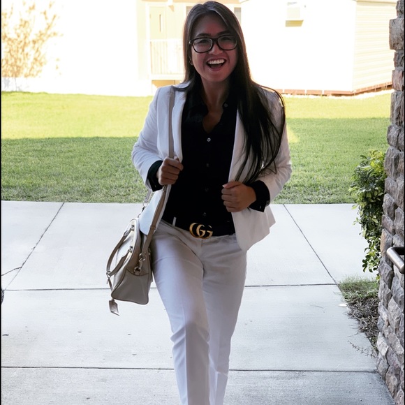 21 | Unemployed College Graduate | Vietnamese - Picture 4 of 4